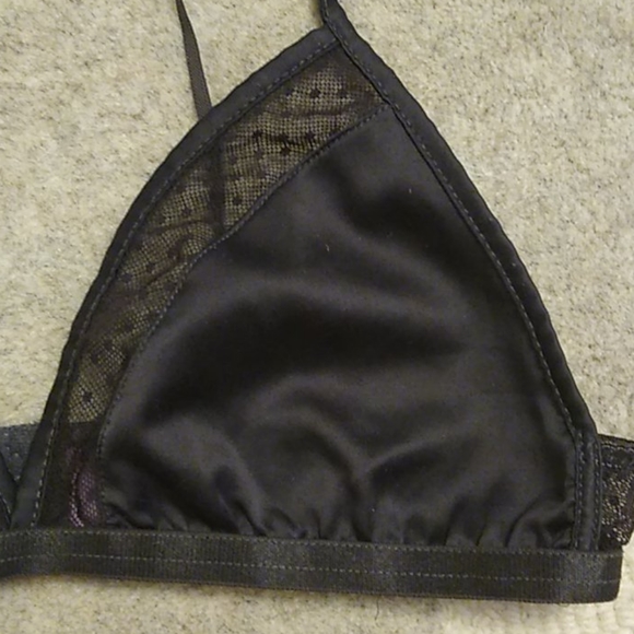 Satin and lace bralette - Picture 2 of 5